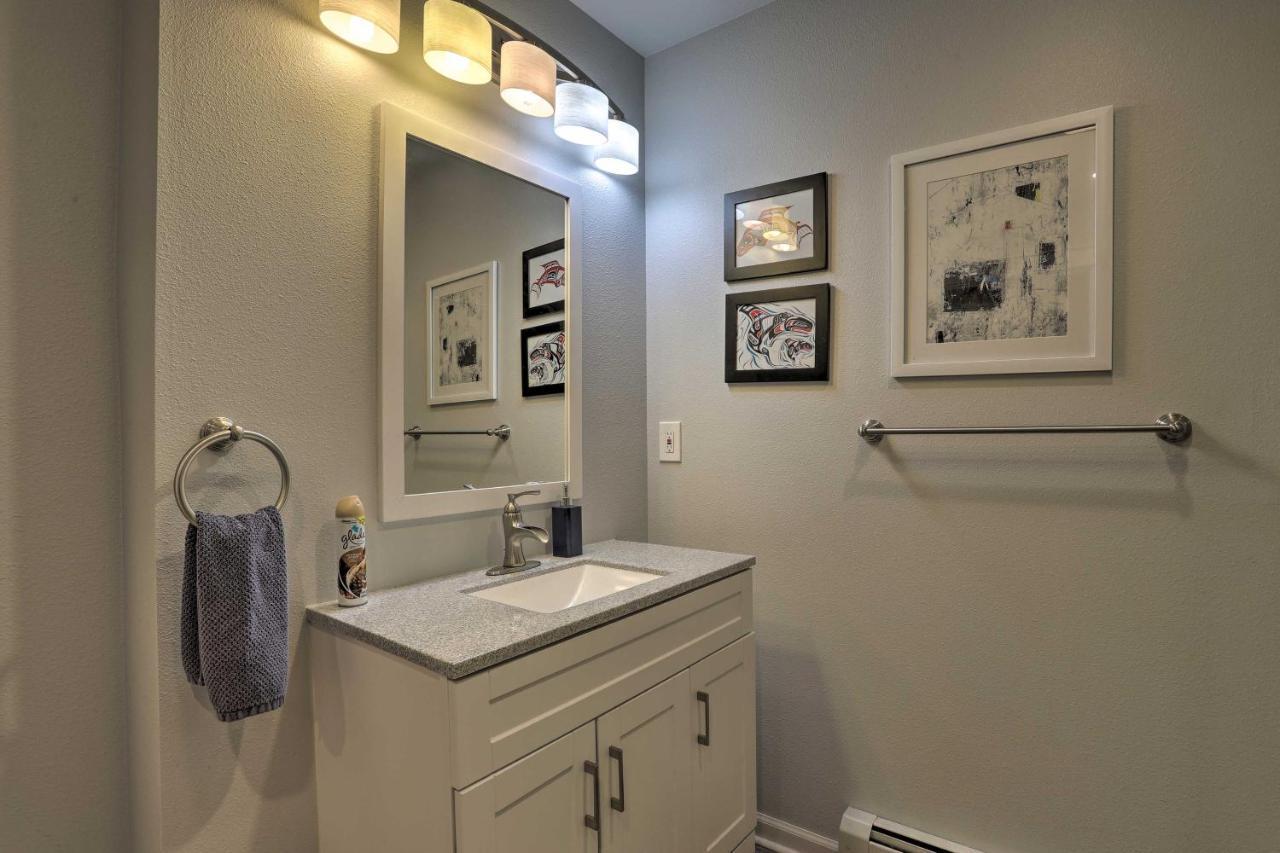 Appartamento Modern Anchorage Getaway, Steps From Coastal Trail Esterno foto